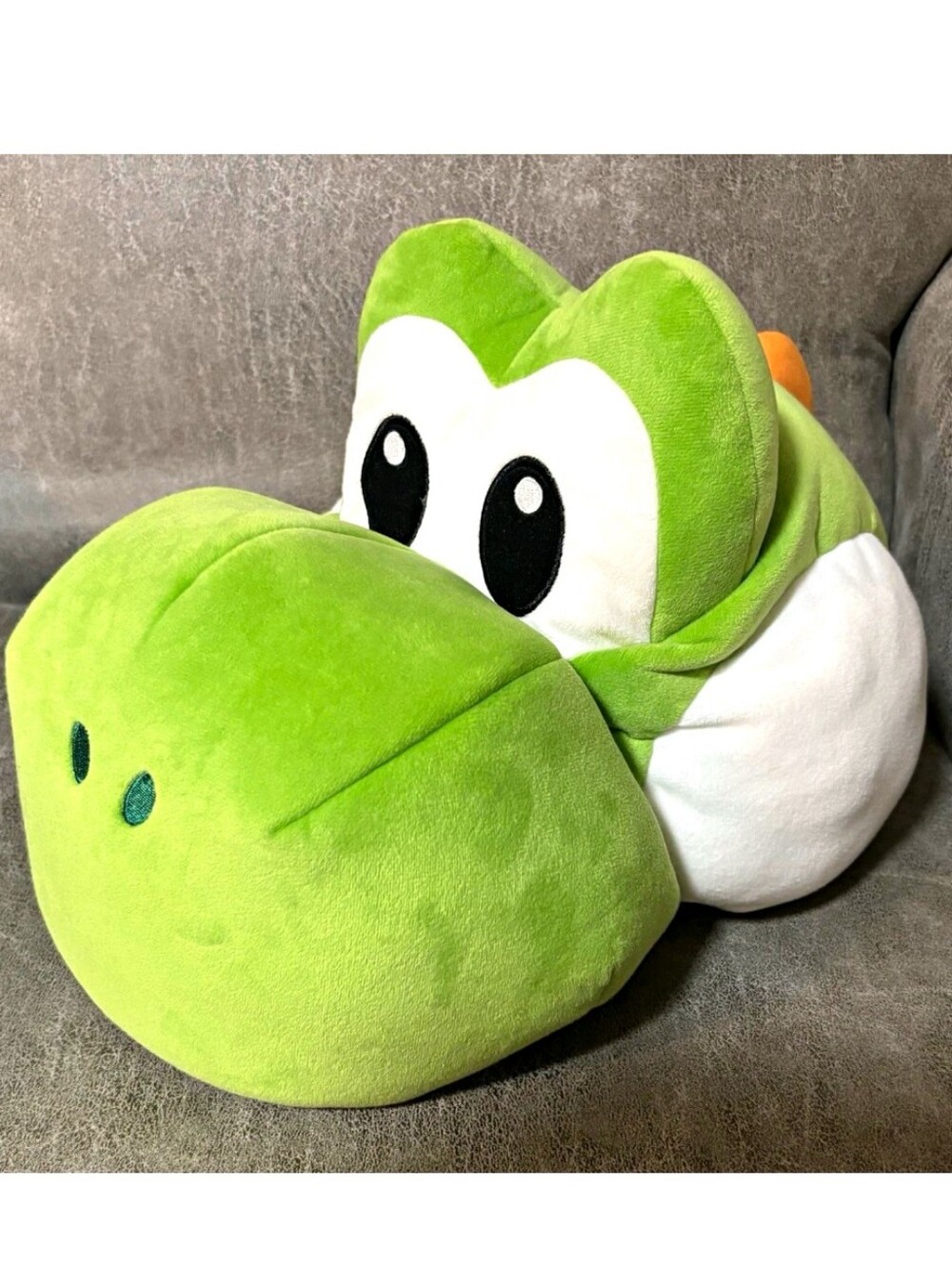 Universal Studios Super Nintendo World Yoshi Plush Hat